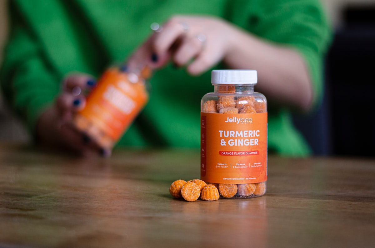 Glucosamine and chondroitin natural supplements for joint mobility